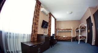 Гостиница Волга  Балахна Односпальная кровать в общем номере с 6 кроватями-9
