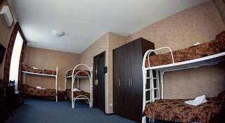 Гостиница Волга  Балахна Односпальная кровать в общем номере с 6 кроватями-3