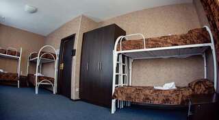 Гостиница Волга  Балахна Односпальная кровать в общем номере с 6 кроватями-2