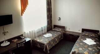 Гостиница Волга  Балахна Стандартный двухместный номер с 2 отдельными кроватями-5